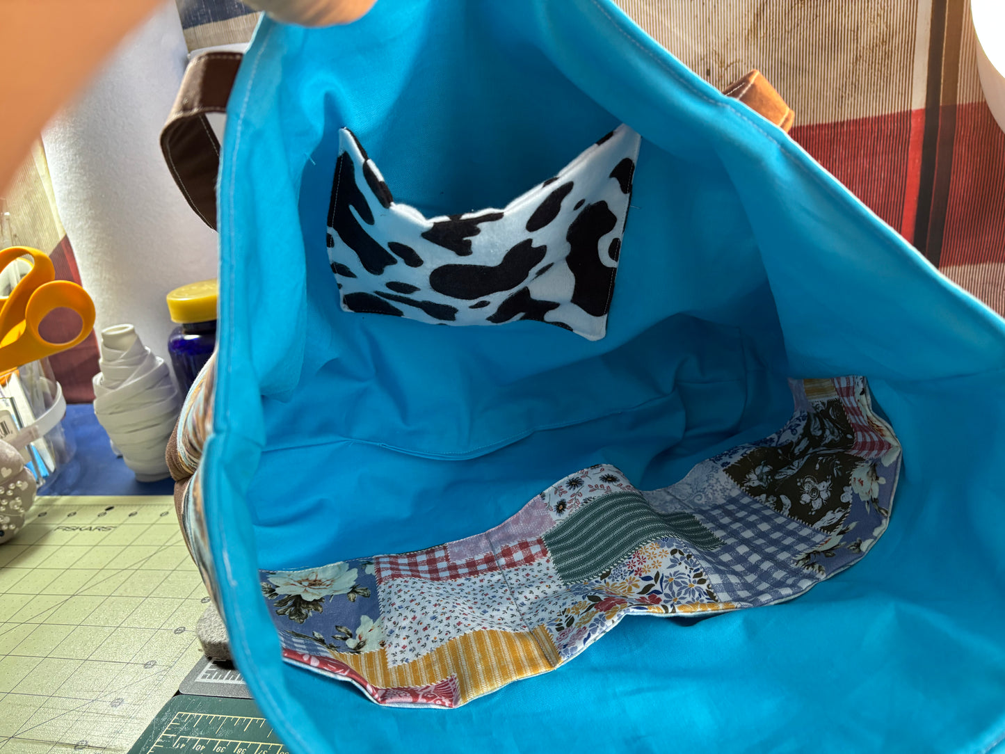 Market bag with pockets and zippers or snaps